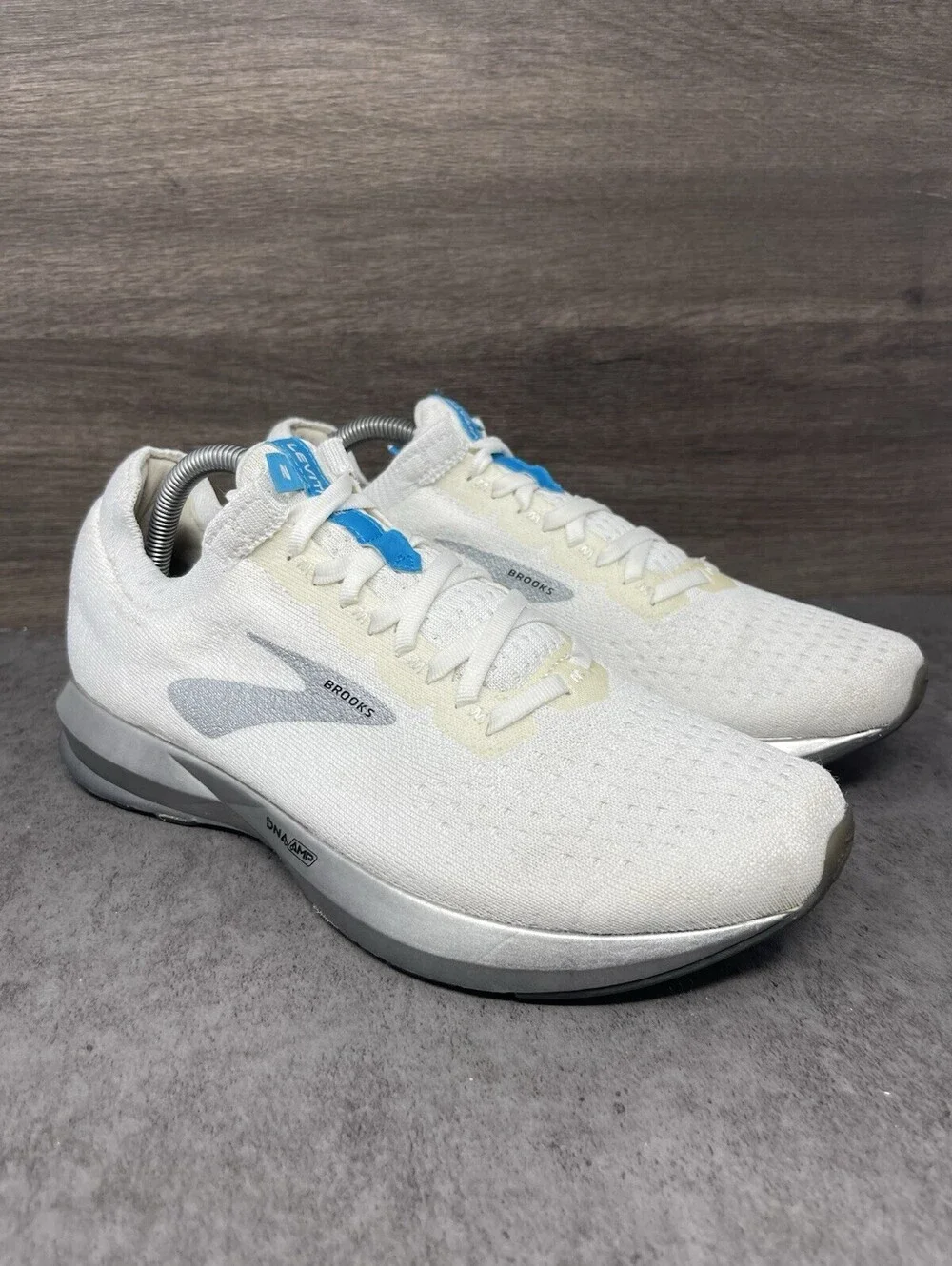 Brooks Hyperion Elite 2 White Silver Size 8 Mens Carbon Plate Racing Shoes